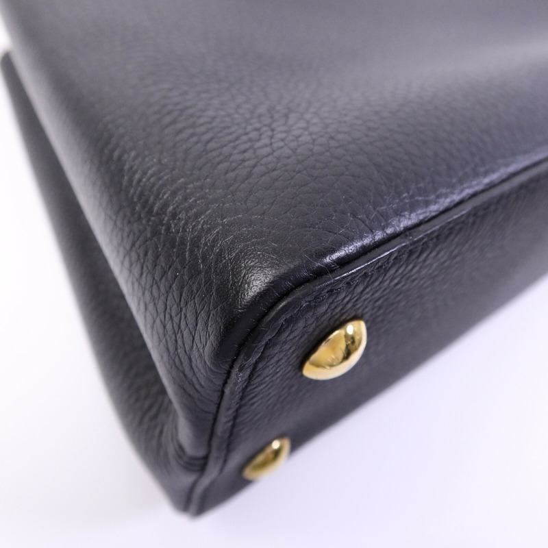 LOUIS VUITTON Taurillon Capucines MM手挽肩背兩用袋-13