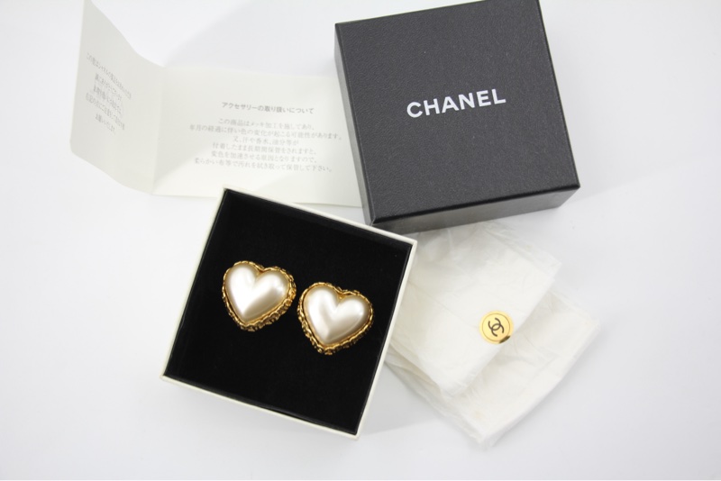 Chanel Vintage 2-8 仿珍珠鍍金桃心耳環-10