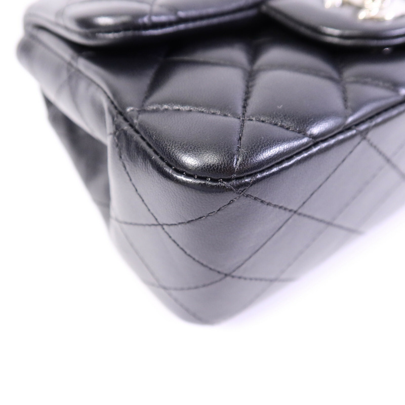 CHANEL 羊皮皮革Mini Classic 17鏈帶肩背袋-11