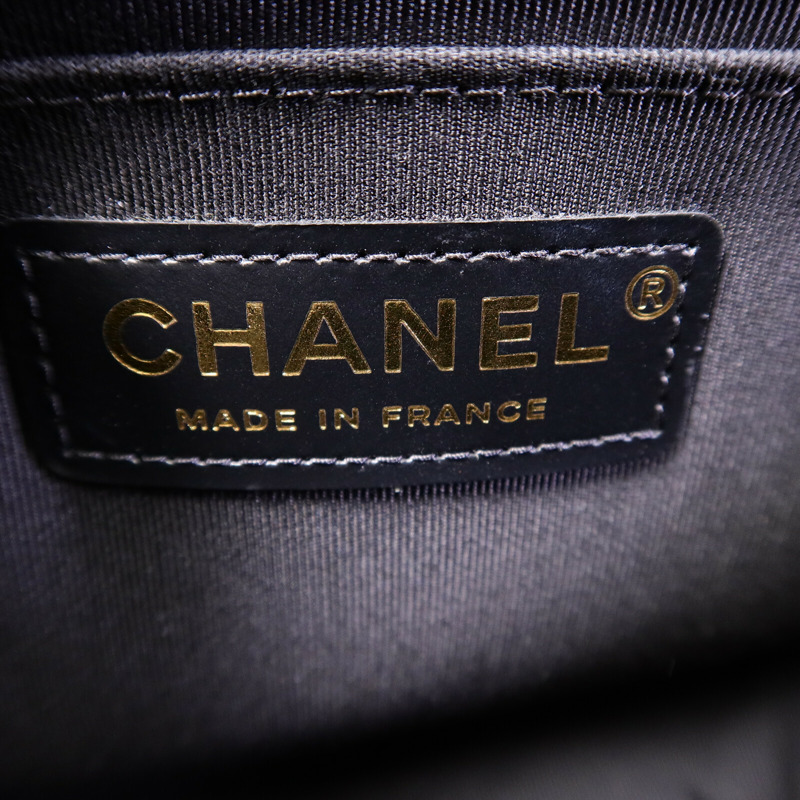 CHANEL 牛皮皮革Boy 25鏈帶肩背袋-4