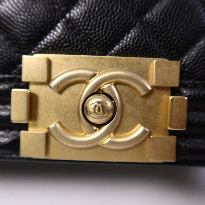 CHANEL 牛皮皮革Boy 25鏈帶肩背袋-5