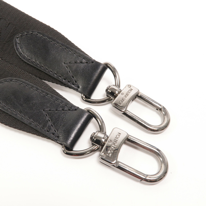 LOUIS VUITTON Monogram Eclipse Reverse Trio Messenger銀扣肩背袋-14
