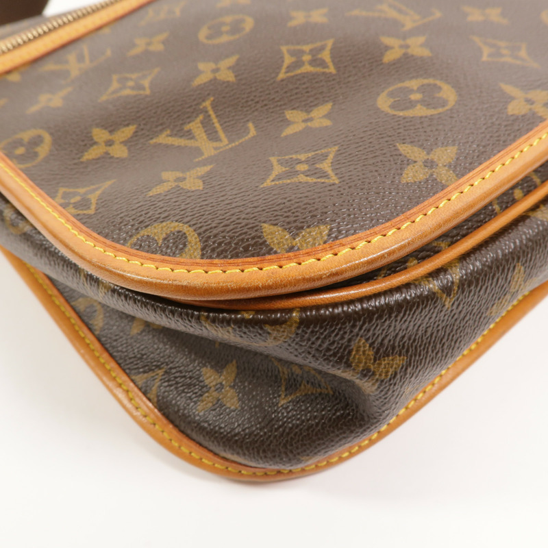 LOUIS VUITTON Monogram Bosphore金扣肩背袋-9