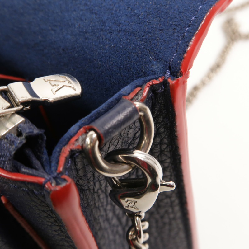 LOUIS VUITTON 牛皮皮革MyLockMe鏈帶肩背袋-14