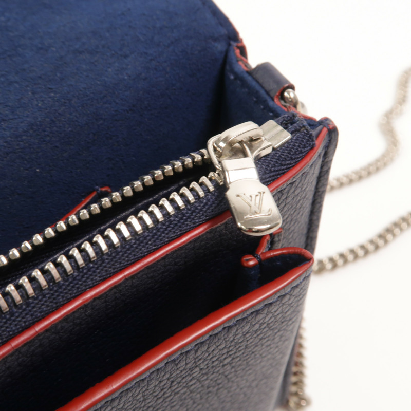 LOUIS VUITTON 牛皮皮革MyLockMe鏈帶肩背袋-15
