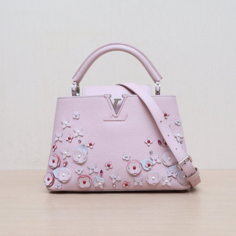 LOUIS VUITTON CapucinesBB27粉色牛皮銀扣晶片肩背包-1