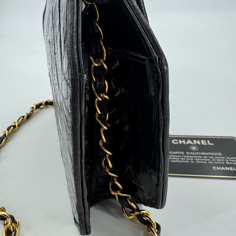 Chanel Vintage 89-91 Black Crocodile Octagon Flap Bag with Gold-tone Hardware-3