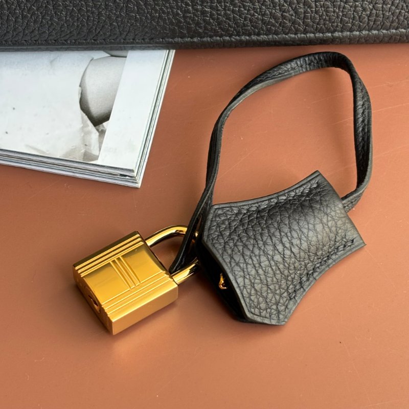 U刻 ::HERMES:: 89 Noir 黑金 Kelly 25 手提包 斜背包 側背包 愛馬仕凱莉包-27