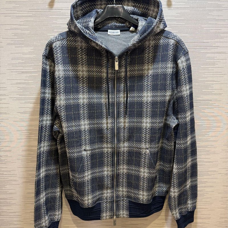 💎Han's house精品服飾💎Burberry 刺繡 連帽 外套 男女共穿 葡萄牙製 原價33300-0
