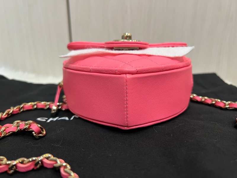 Chanel 粉色愛心包小號（全新收藏品）-3