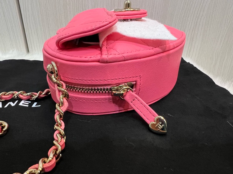 Chanel 粉色愛心包小號（全新收藏品）-5