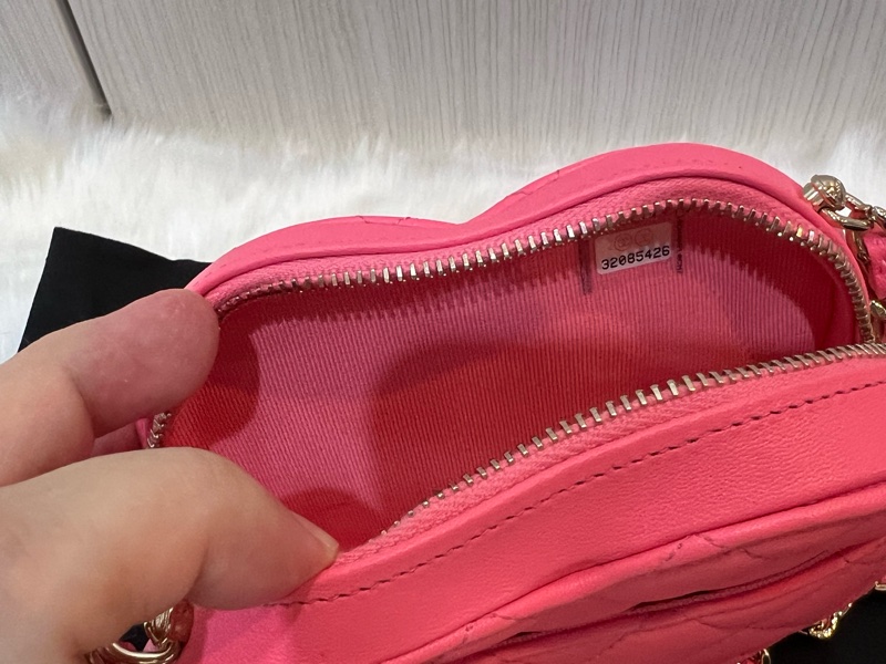 Chanel 粉色愛心包小號（全新收藏品）-7