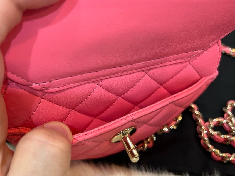 Chanel 粉色愛心包小號（全新收藏品）-8