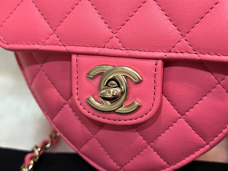 Chanel 粉色愛心包小號（全新收藏品）-9