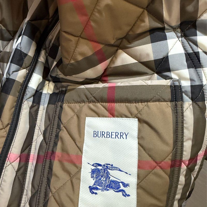 💎Han's house精品服飾💎BURBERRY 菱格紋 風衣外套 男女共穿 原價55000-2