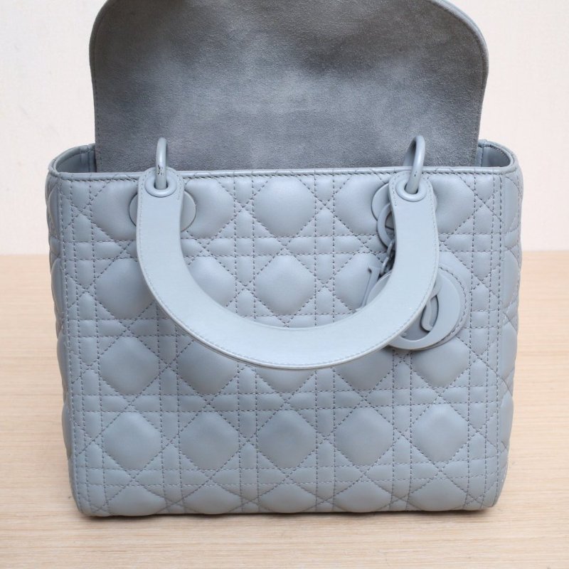 DIOR Lady戴妃包五格灰色牛皮2020磨砂扣肩背包-3
