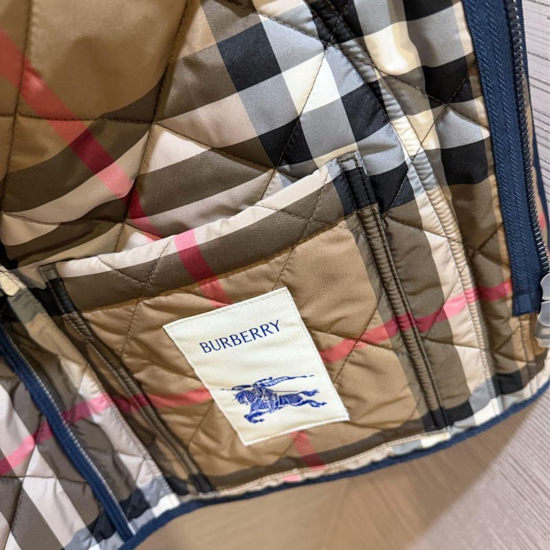 💎Han's house精品服飾💎BURBERRY 菱格紋 風衣外套  男女共穿 原價55000-6