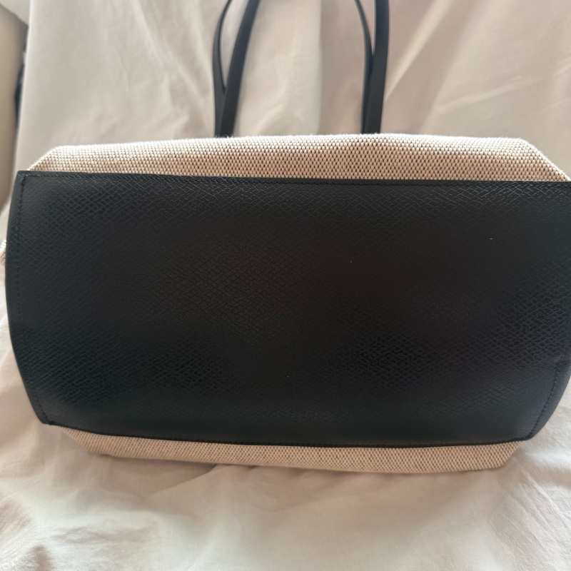 Longchamp Essential Large Tote Bag-3