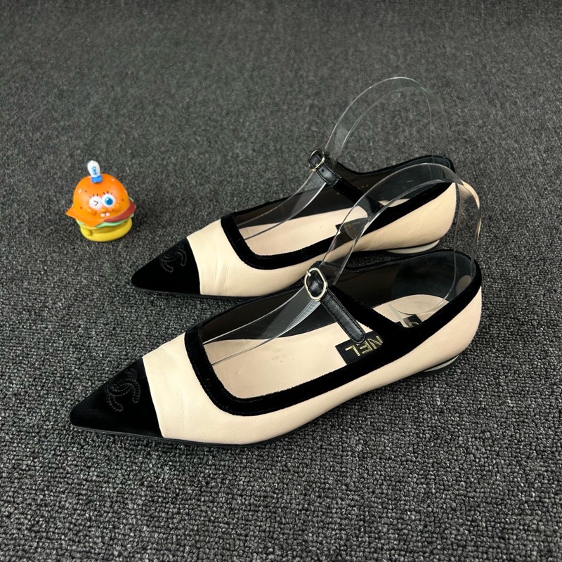 Chanel香奈兒拼色低跟鞋 尺碼：37.5 已貼底 🧡-0