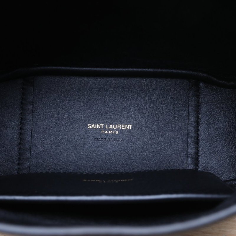 SAINT LAURENT LE5À7HOBOBaby黑色牛皮金扣肩背包-2