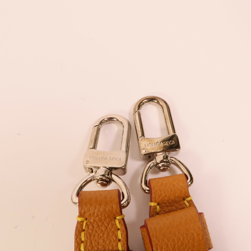 LOUIS VUITTON Epi Buci銀扣肩背袋棕色-6