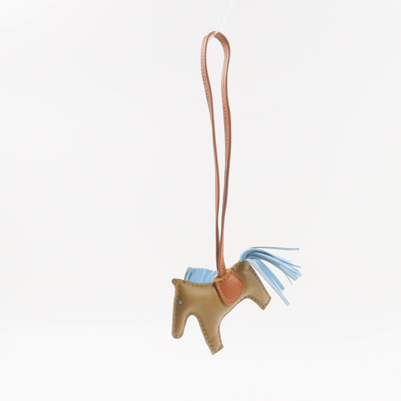 HERMES Milo皮革Rodeo PM掛飾Kraft/Celeste/Gold-5