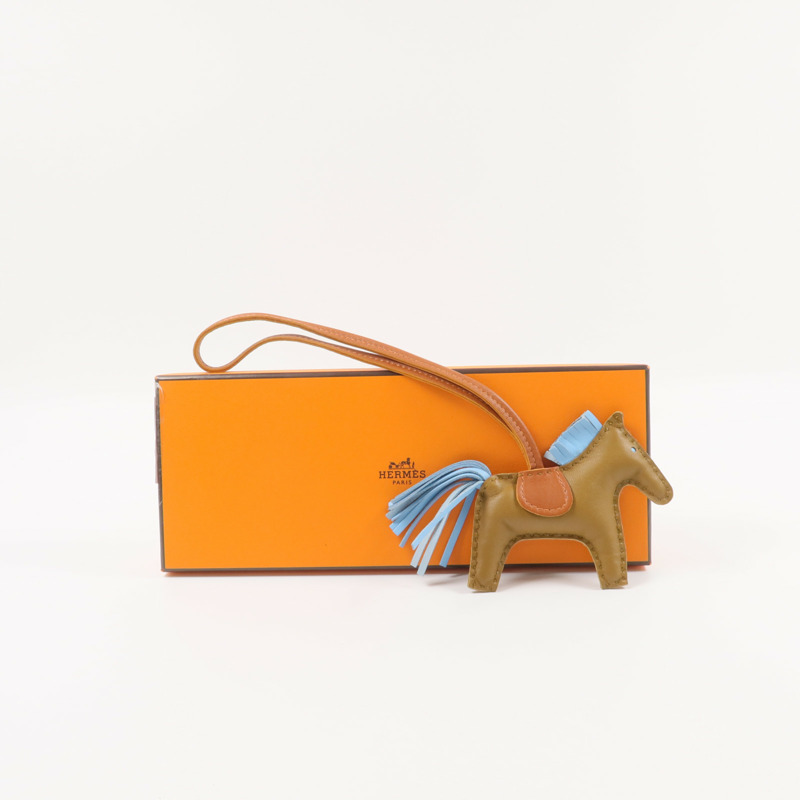 HERMES Milo皮革Rodeo PM掛飾Kraft/Celeste/Gold-6