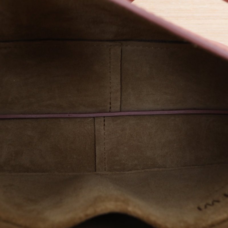 LOEWE Gate馬鞍斜跨包MINIDual寬肩帶粉色牛皮肩背包-2