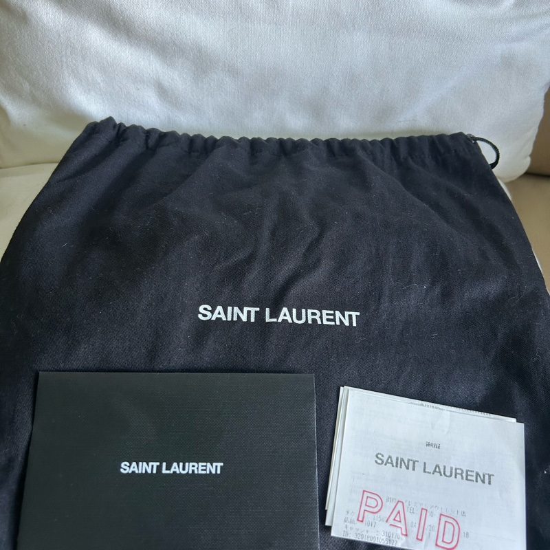 YSL 白色菱格化裝包 側背袋-12