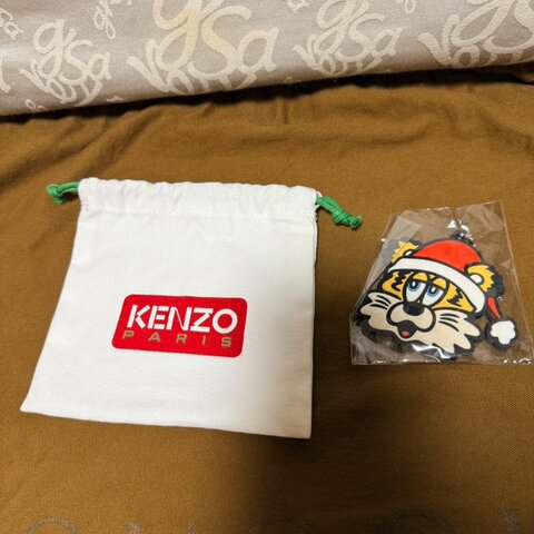 法國KENZO x VERDY聖誕限定老虎角色鑰匙圈 聖誕老虎吊飾鑰匙圈掛飾