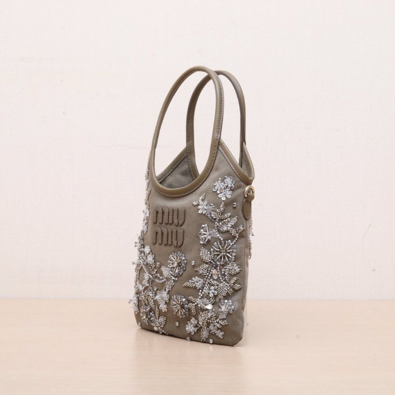 MIU MIU 綠色帆布珠片金扣25SSHoliday系列刺繡mini肩背包-4