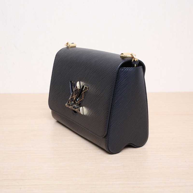LOUIS VUITTON TWIST中號23黑色EPI水波紋牛皮金扣晶片肩背包-4