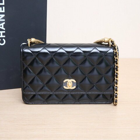 CHANEL 黑色牛皮晶片金扣扭結流蘇鏈條woc肩背包