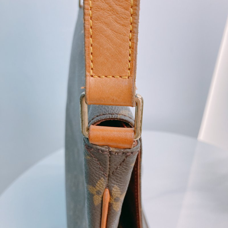 MS0640 Louis Vuitton 路易威登 中古 翻蓋單肩包 經典老花 金扣 Musette Salsa Crossbody Canvas Monogram x GHW-16
