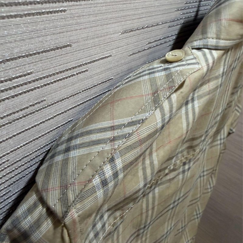 💎Han's house精品服飾💎Burberry 格紋 短袖 襯衫  原價24200-7