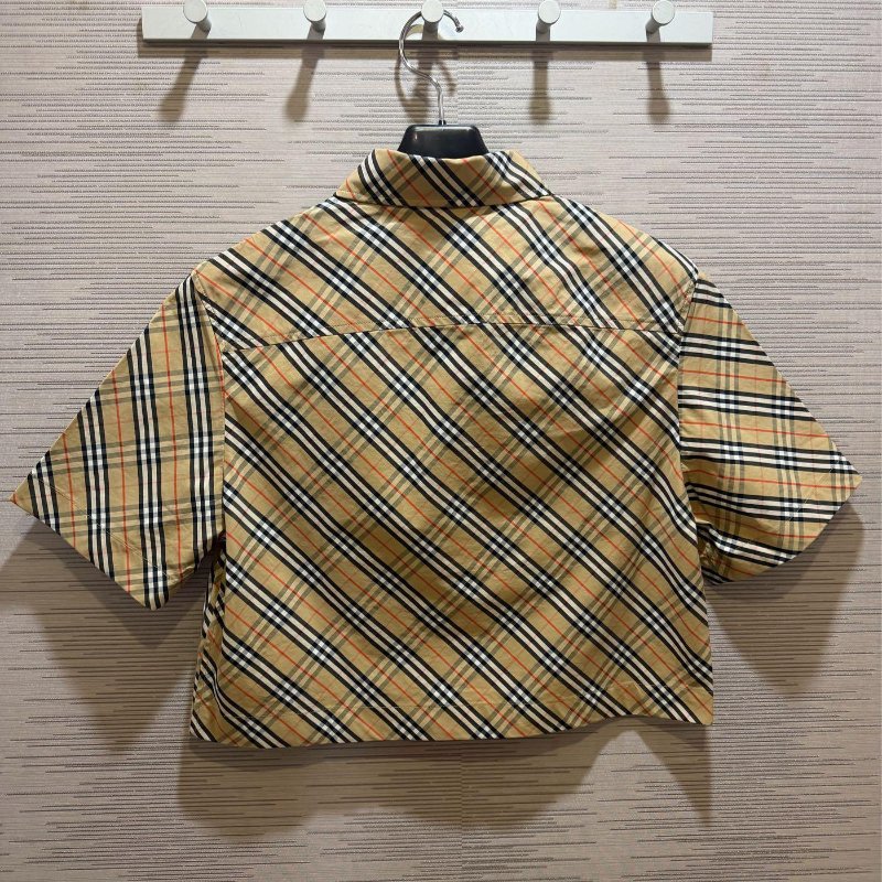 💎Han's house精品服飾💎Burberry 格紋 短版 襯衫  原價23300-5