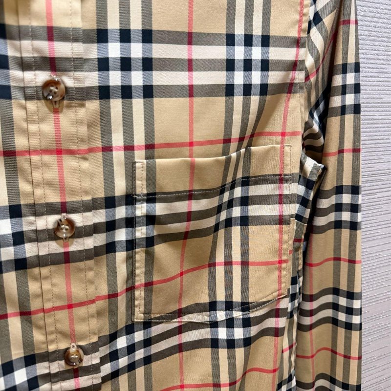 💎Han's house精品服飾💎Burberry 格紋 襯衫 現貨40 原價23800-2