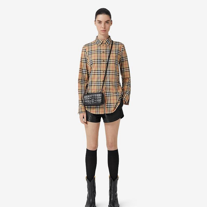 💎Han's house精品服飾💎Burberry 格紋 襯衫 現貨40 原價23800-5