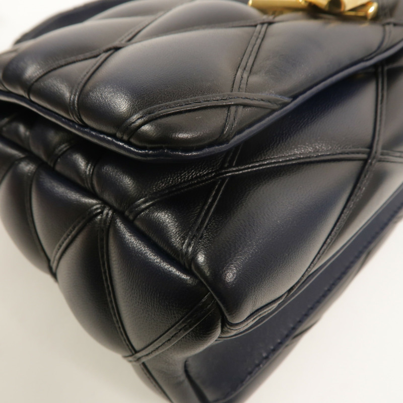 LOUIS VUITTON 羊皮皮革Go-14MM鏈帶手挽肩背兩用袋-11