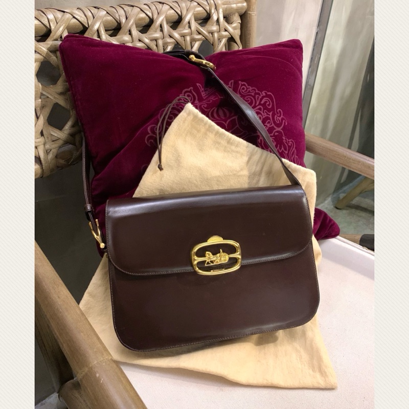 CELINE Vintage Horse Carriage Buckle In Gold Box Bag In Nut Brown  女裝中古馬車金扣深棕肩揹袋-0