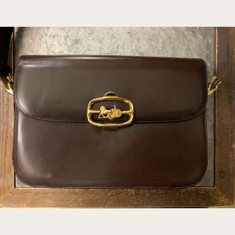 CELINE Vintage Horse Carriage Buckle In Gold Box Bag In Nut Brown  女裝中古馬車金扣深棕肩揹袋-1