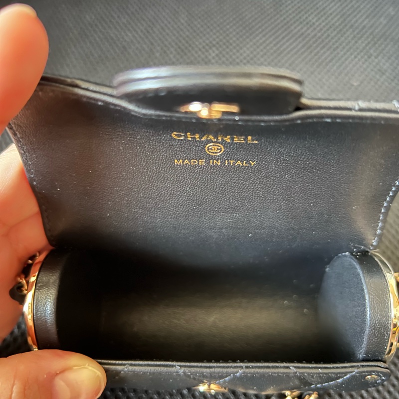 Chanel香奈兒 羊皮菱格雙珠口紅包 小廢包 92新 可調節-12