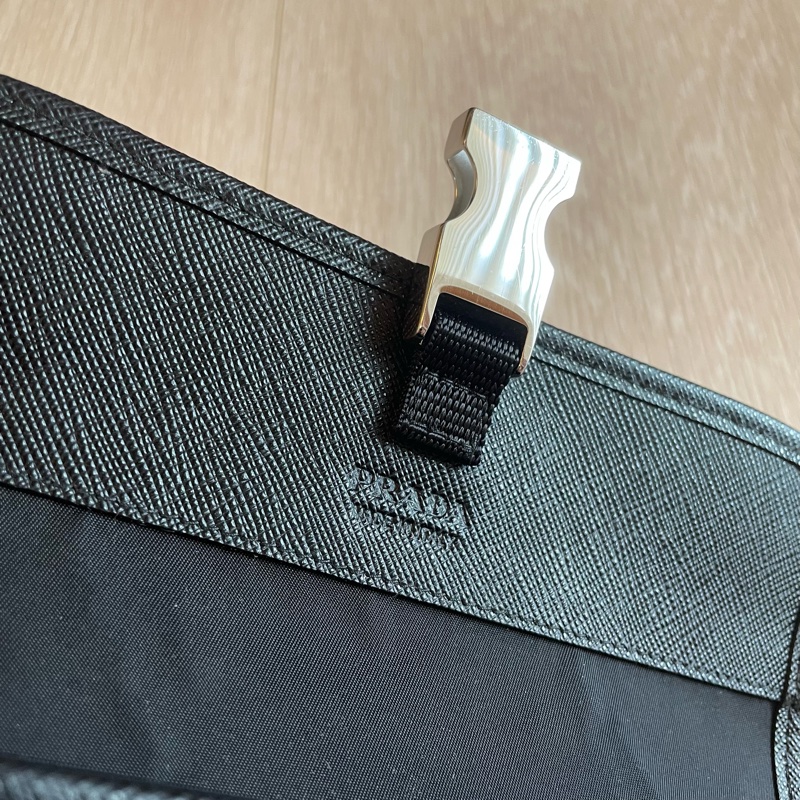 PRADA 小包 Re-Nylon and Saffiano leather smartphone case-19