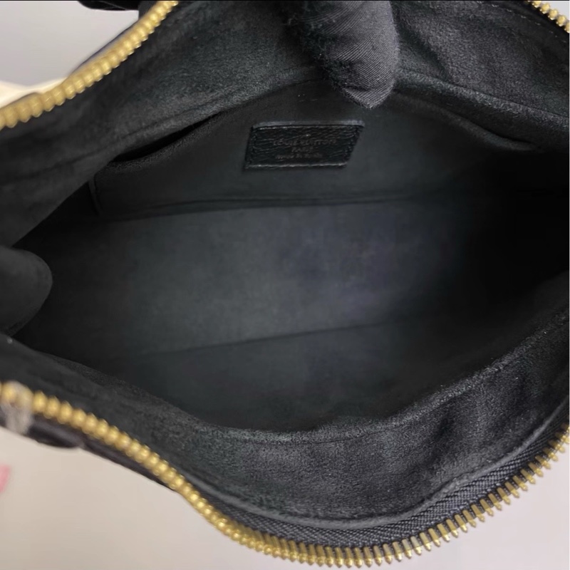 ​​Louis Vuitton路易威登Bagatelle全皮壓紋牛角包🥐芯片-18