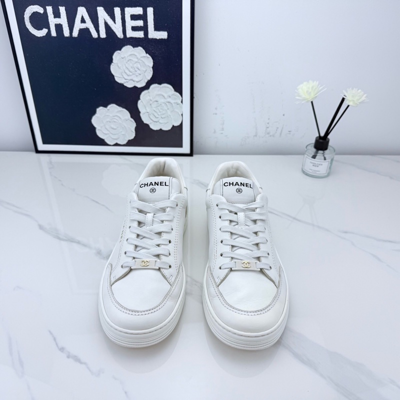 chanel香奈兒 純白金標板鞋 38碼 🧡-1