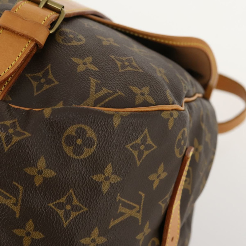 【日本直送】路易威登 Monogram Saumur 43 肩背包 M42252 LV Auth YKZ745A-13