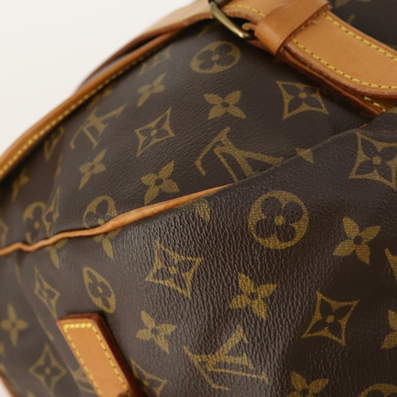 【日本直送】路易威登 Monogram Saumur 43 肩背包 M42252 LV Auth YKZ745A-16