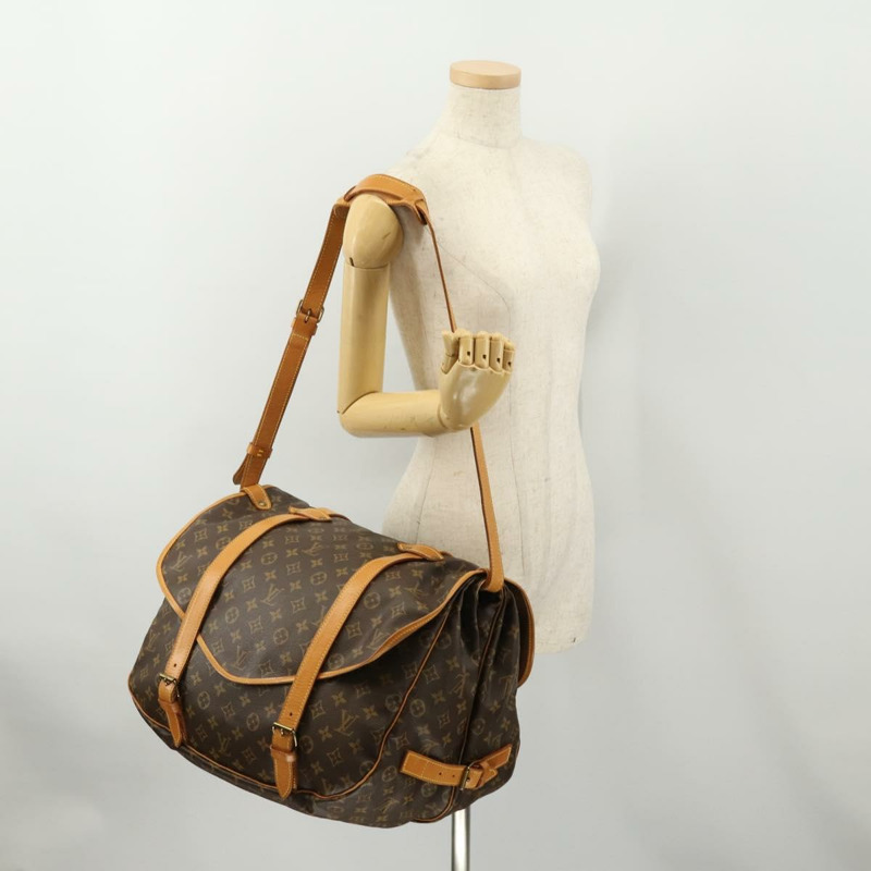 【日本直送】路易威登 Monogram Saumur 43 肩背包 M42252 LV Auth YKZ745A-23