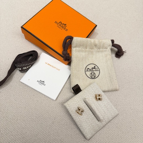 hermes 愛馬仕 奶茶色 mini pop h 耳環 耳釘