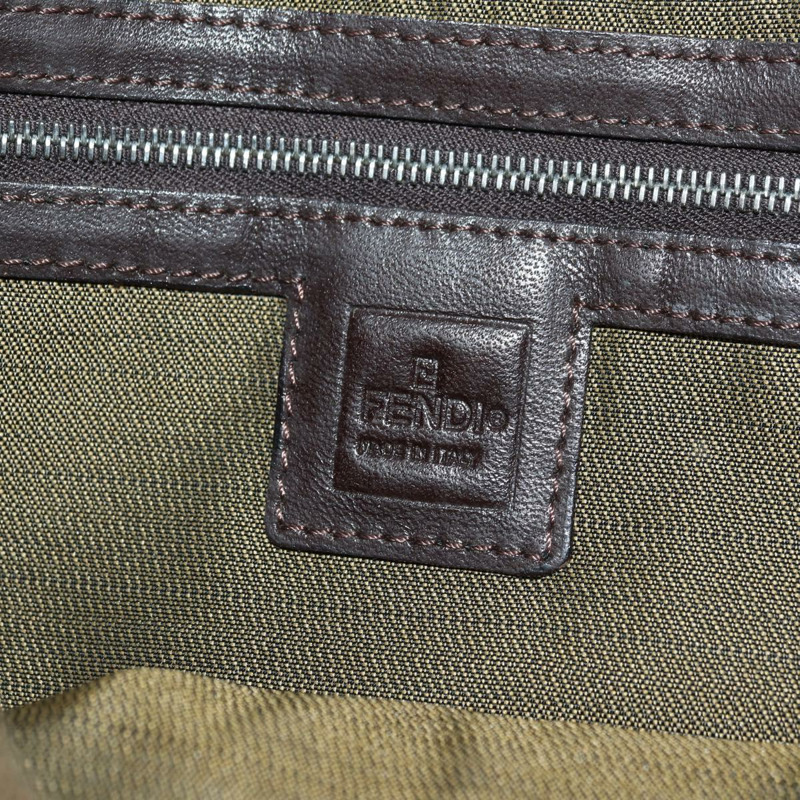 【日本直送】FENDI Zucca帆布Mamma Baguette單肩包 棕色/黑色 正品 177646SAV-20